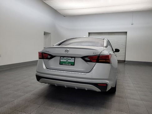 Used 2021 Nissan Altima 2.5 SV image 7