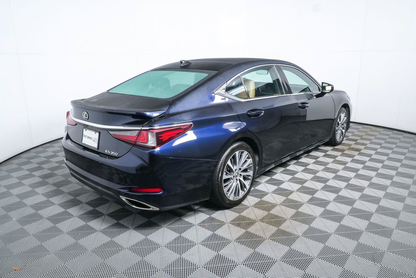 Used 2021 Lexus ES 350 w/ Premium Package FWD image 29