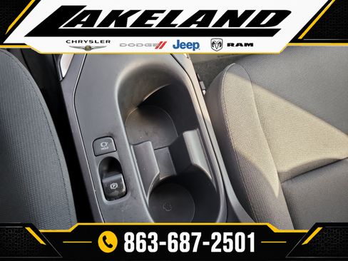 Used 2025 Toyota Corolla LE FWD image 25