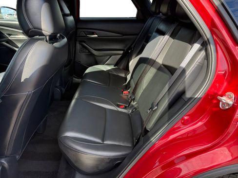 Used 2025 MAZDA CX-30 AWD 2.5 S w/ Preferred Package image 16