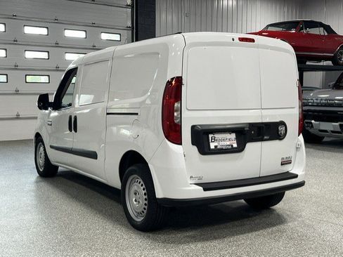 Used 2022 RAM ProMaster City Tradesman FWD image 3