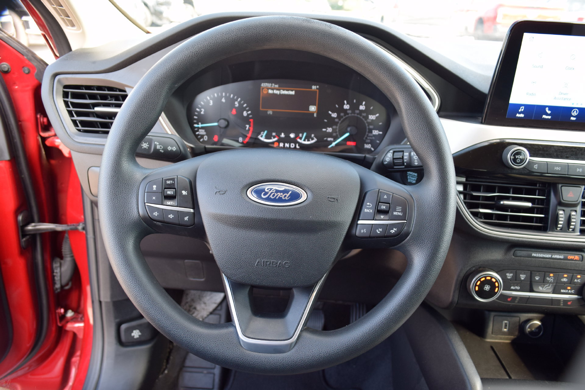 Used 2020 Ford Escape SE FWD image 6