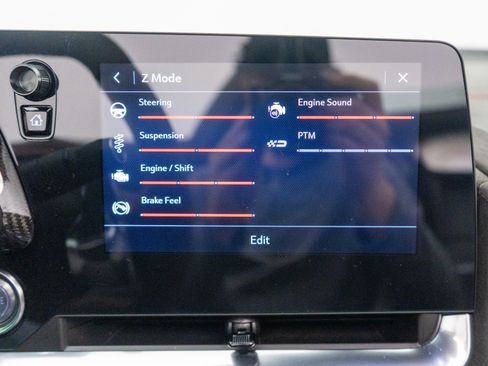 Used 2023 Chevrolet Corvette Stingray Premium Conv w/ Z51 Performance Package image 30