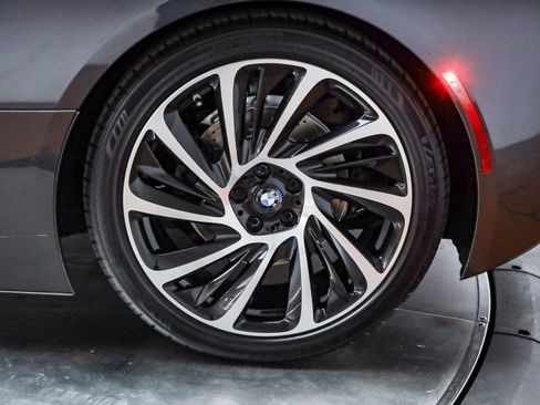 Used 2017 BMW i8 AWD/4WD image 11