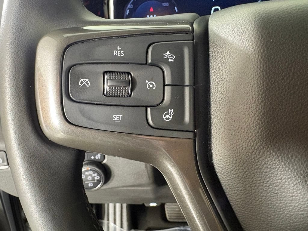 Used 2025 Chevrolet Silverado 2500 High Country w/ Technology Package AWD/4WD image 29
