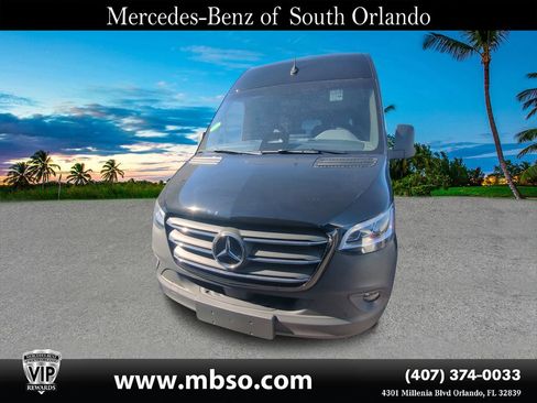 Used 2025 Mercedes-Benz Sprinter 2500 image 19