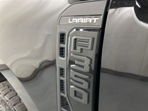 Used 2024 Ford F350 Lariat w/ Lariat Ultimate Package AWD/4WD image 28