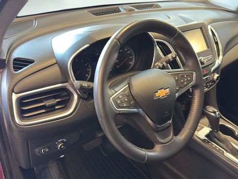 Used 2018 Chevrolet Equinox LT AWD/4WD image 12