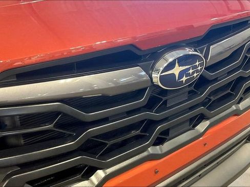 Used 2025 Subaru Crosstrek 2.5i Limited AWD/4WD image 30
