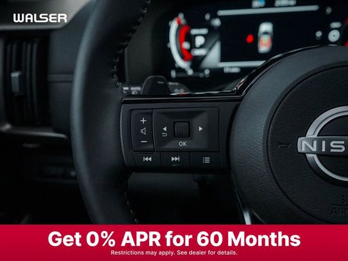 New 2025 Nissan Pathfinder Platinum w/ Black Appearance Package image 21