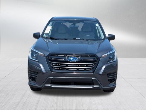 Used 2023 Subaru Forester AWD/4WD image 2