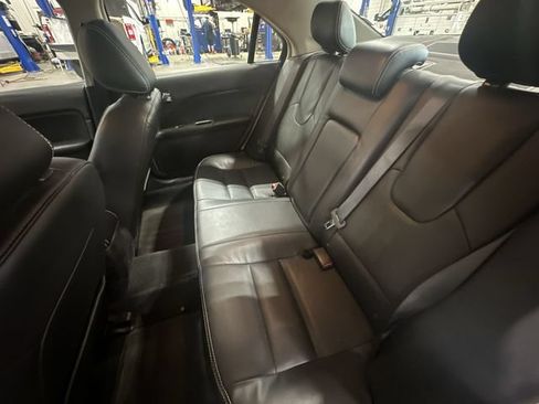 Used 2011 Ford Fusion SEL w/ 302A Rapid Spec Order Code AWD/4WD image 31