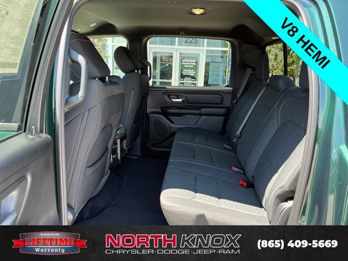 New 2026 RAM 1500 Express AWD/4WD image 13