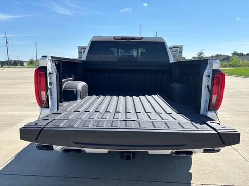 Used 2023 GMC Sierra 1500 Denali Ultimate AWD/4WD image 17