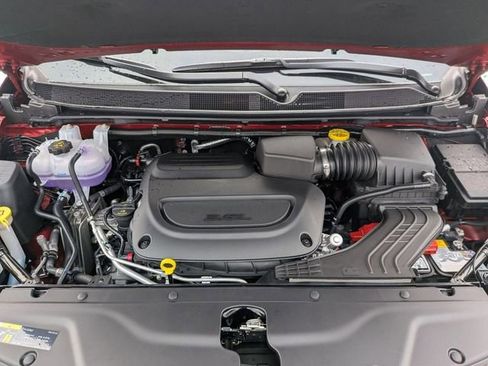 New 2026 Chrysler Pacifica Select image 33