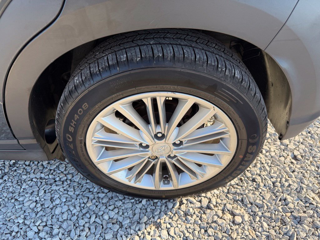 Used 2021 Hyundai Kona SEL Plus FWD image 14