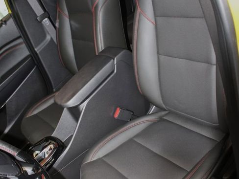 Used 2025 Chevrolet Trax RS w/ Driver Confidence Package image 35