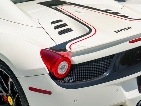 Used 2014 Ferrari 458 Spider RWD image 49