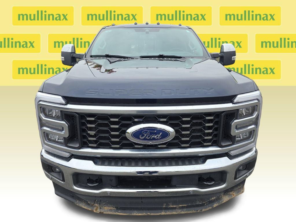 Used 2025 Ford F350 Lariat w/ Lariat Ultimate Package AWD/4WD image 11