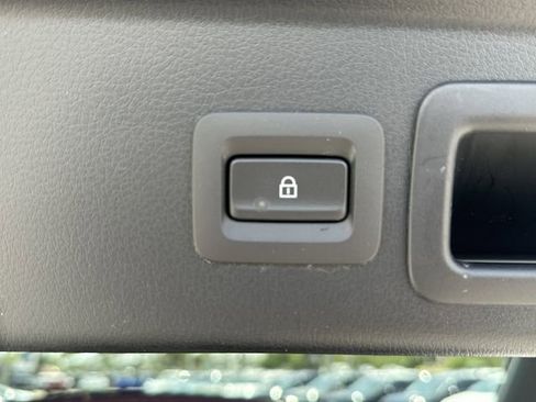 Used 2023 MAZDA CX-30 AWD 2.5 S w/ Preferred Package image 12