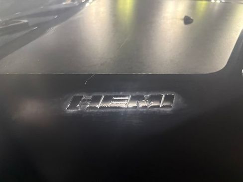 Used 2013 Dodge Challenger R/T RWD image 3