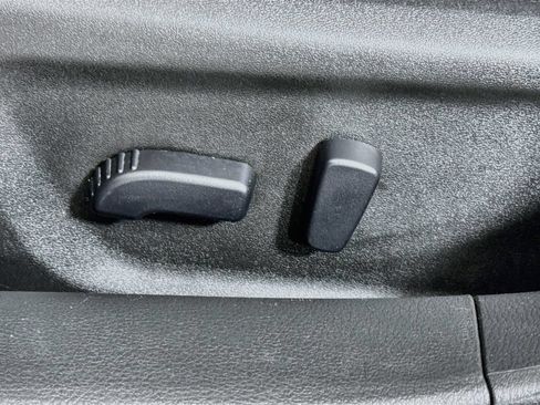 Used 2024 Nissan Altima 2.5 SV FWD image 14