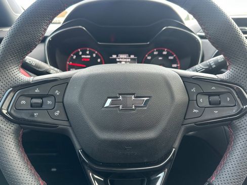 Used 2023 Chevrolet TrailBlazer RS w/ Sun and Liftgate Package image 29