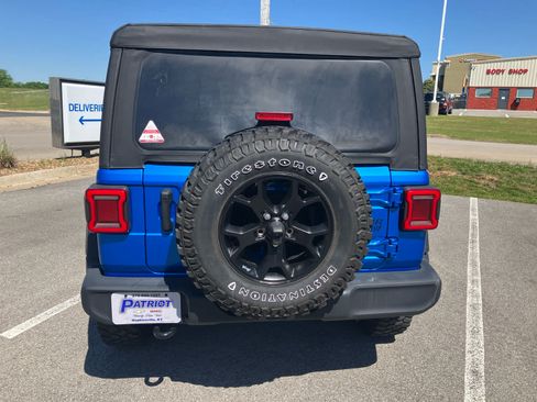 Used 2022 Jeep Wrangler Unlimited Sport AWD/4WD image 6