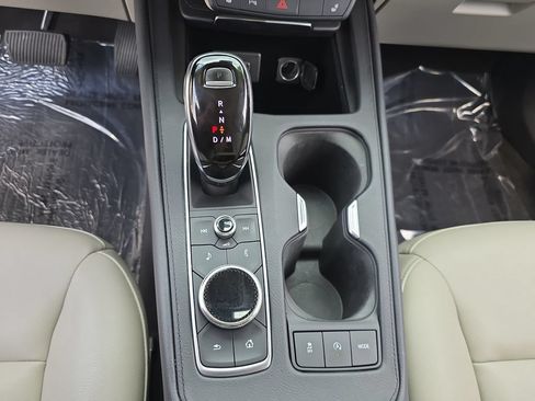 Used 2020 Cadillac XT4 Luxury w/ Cold Weather Package FWD image 26