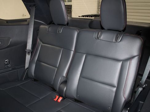 New 2026 Ford Explorer ST-Line w/ ST-Line Street Pack image 26