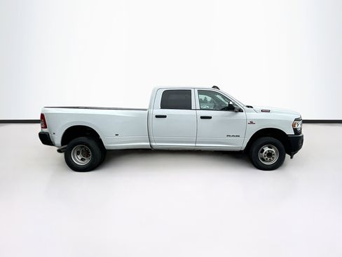 Used 2022 RAM 3500 Tradesman image 10