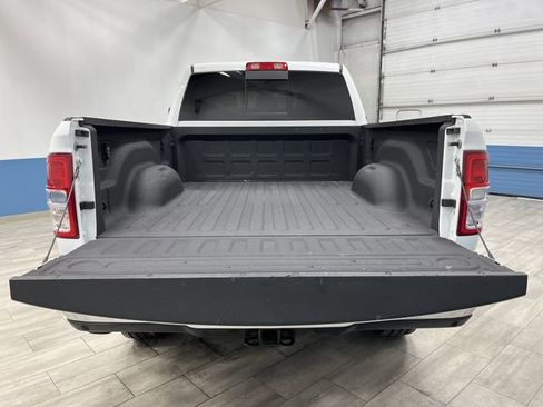 Used 2024 RAM 2500 Tradesman w/ Chrome Appearance Group image 13