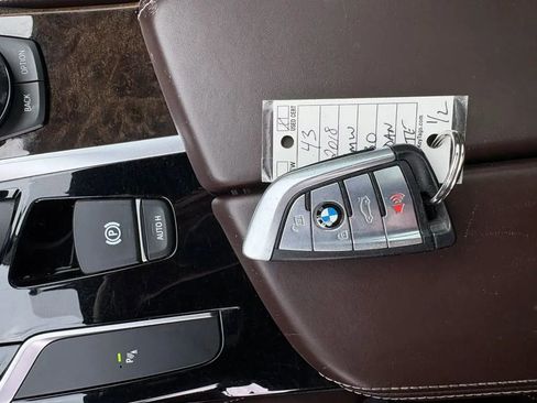 Used 2018 BMW 530i xDrive AWD/4WD image 24