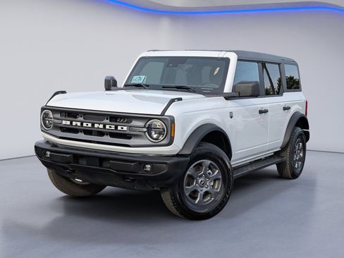 Used 2024 Ford Bronco Big Bend image 2
