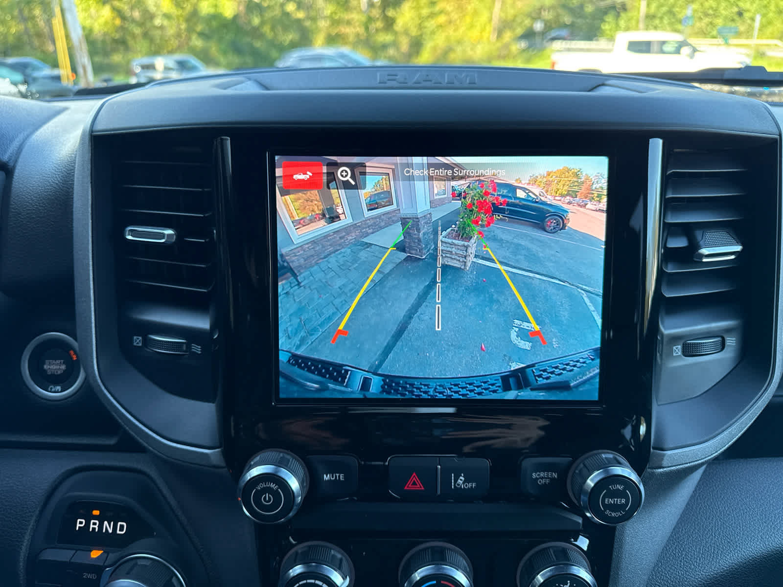Used 2025 RAM 1500 Tradesman AWD/4WD image 25