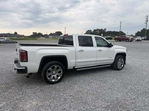 Used 2017 GMC Sierra 1500 Denali w/ Denali Ultimate Package AWD/4WD image 4