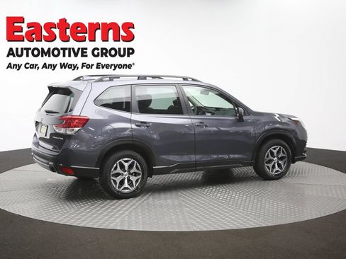 Used 2023 Subaru Forester Premium AWD/4WD image 45