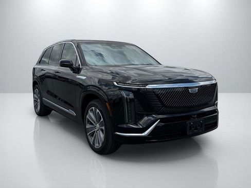 Used 2026 Cadillac Vistiq Luxury AWD/4WD image 3