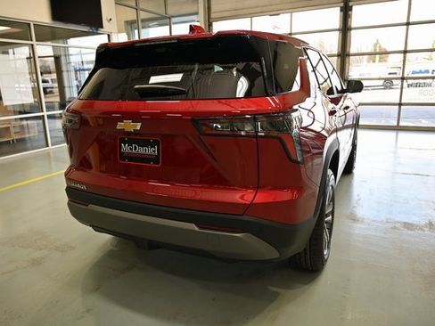 New 2026 Chevrolet Equinox LT image 5