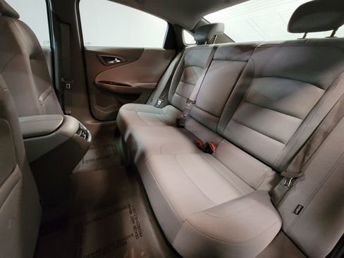 Used 2022 Chevrolet Malibu LT image 8