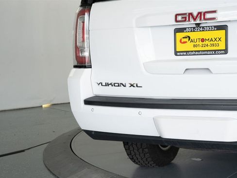 Used 2019 GMC Yukon XL SLT image 10