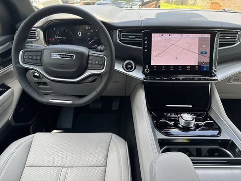 New 2026 Jeep Grand Wagoneer L Limited AWD/4WD image 22