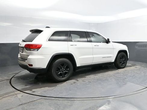 Used 2016 Jeep Grand Cherokee Laredo image 10