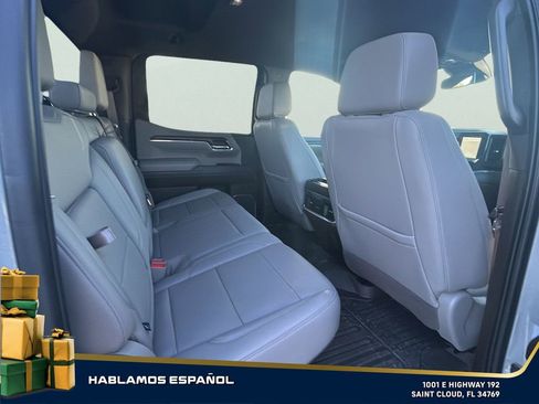 Used 2023 GMC Sierra 1500 SLT image 23