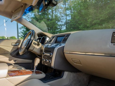 Used 2010 Nissan Murano LE w/ Navigation Pkg FWD image 33