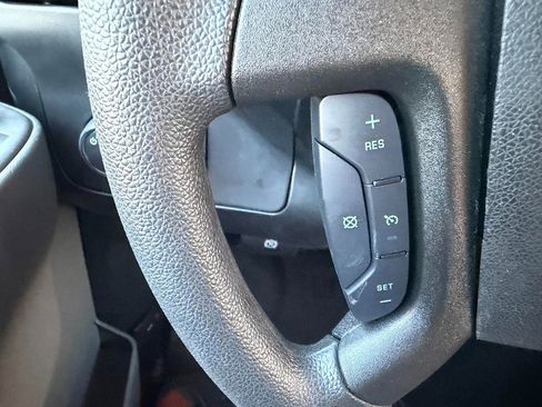 Used 2025 GMC Savana 3500 LT w/ LT Preferred Equipment Group image 21