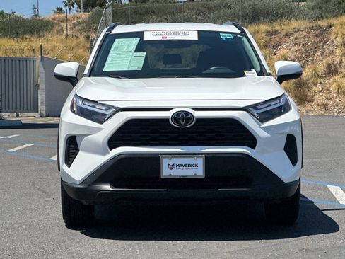 Used 2024 Toyota RAV4 XLE FWD image 7