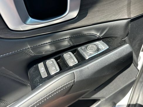 New 2026 Kia Sorento SX AWD/4WD image 11