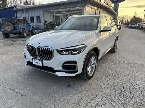 Used 2022 BMW X5 xDrive40i w/ Premium Package image 9