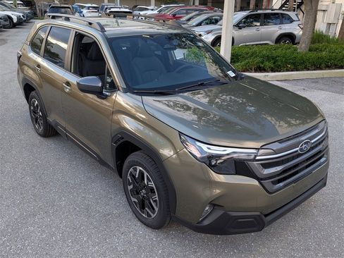 New 2025 Subaru Forester Premium image 2